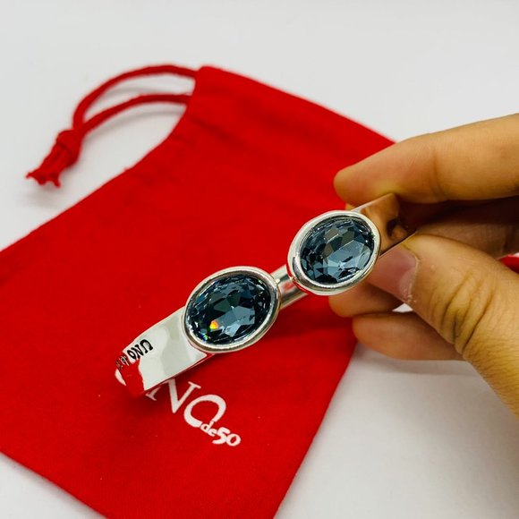 Uno de 50 Bracelet Authentic Hinged Cuff Bracelet With Crystals Orion Blue - Picture 7 of 9